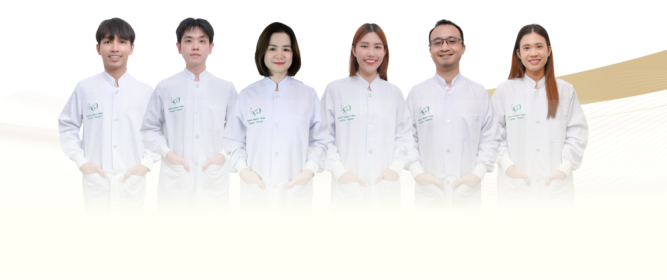 ทีมทันตแพทย์คลินิกหมอน้ำ Dental Square Pattaya